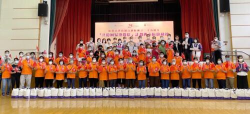 西貢將軍澳婦女會在2022年6月16日動員義工參與慶祝香港特別行政區成立二十五周年 -  「共慶回歸顯關懷」計劃西貢區啟動禮。